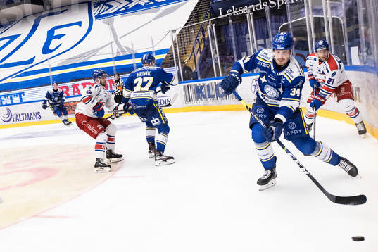 Leksands Peter Cehlarik 0ch Oskarshamns Brian Cooper