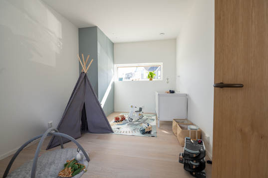 Barnrum i Linus Fernströms egendesignade hus