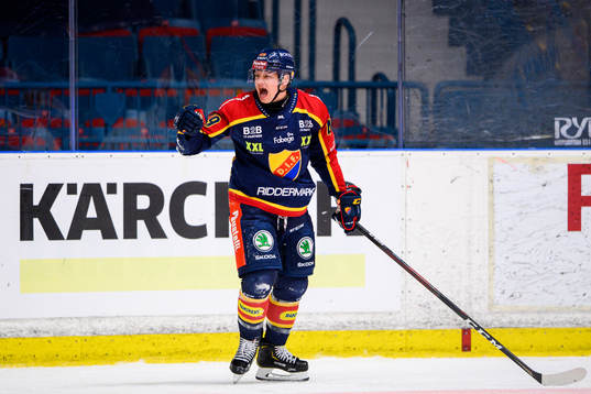Djurgårdens Rhett Rakhshani jublar