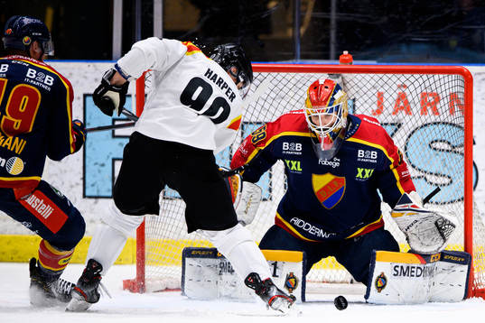 Brynäs Shane Harper och Djurgårdens Rhett Rakhshani