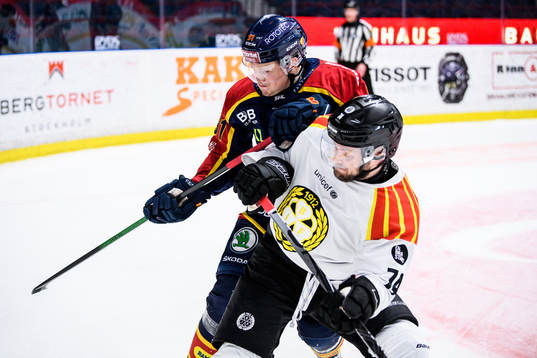 Djurgårdens Linus Andersson och Brynäs Chad Billins