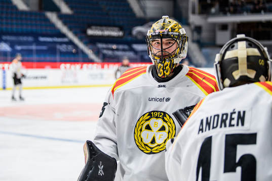 Brynäs målvakt Samuel Ersson byts ut mot målvakt Viktor