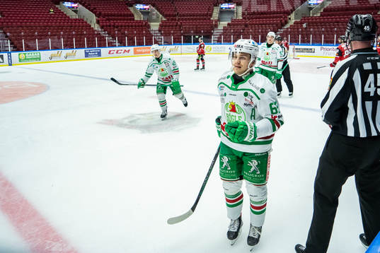 Rögles Leon Bristedt jublar