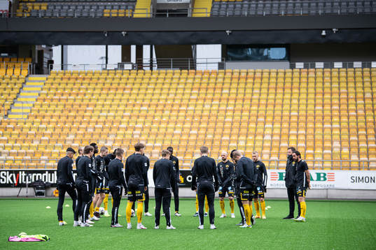 Elfsborgs spelare värmer upp