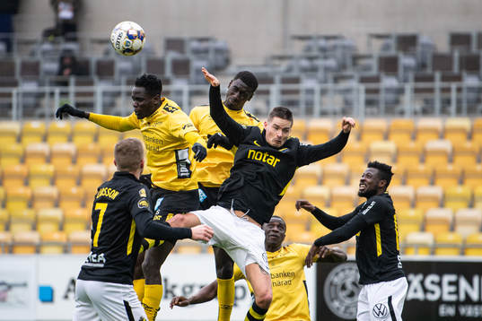s Mikael Lustig