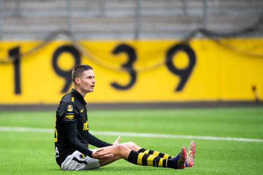 s Mikael Lustig reagerar