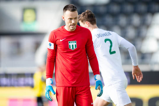 Västerås målvakt Anton Fagerström deppar