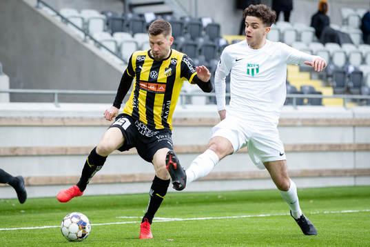 Häckens Joona Toivio och Västerås Justin Salmon