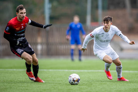 Örgrytes Daniel Paulsson mot Trollhättans Alen Kasumovic