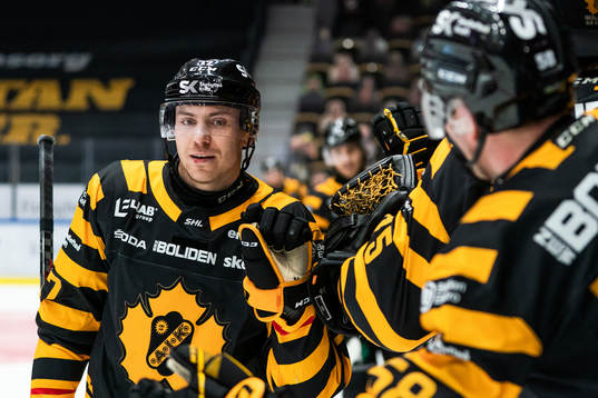Skellefteås Pär Lindholm jublar