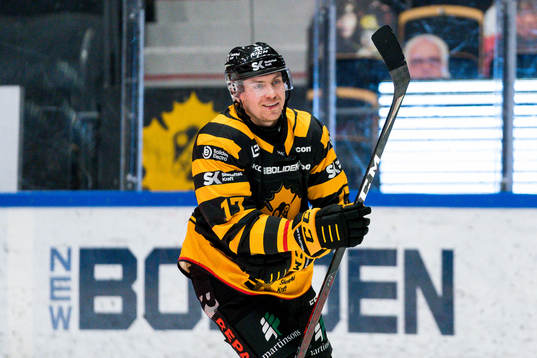 Skellefteås Pär Lindholm jublar
