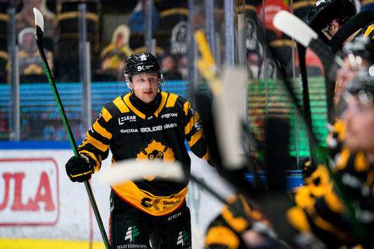 Skellefteås Oskar Nilsson jublar