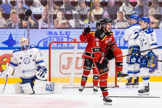 Luleås Victor Berglund jublar