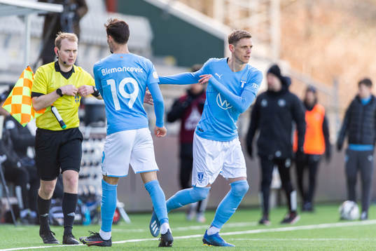 Malmö FFs Veljko Birmancevic byts ut mot Sören Rieks