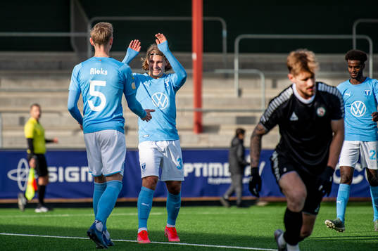 Malmö FFs Sören Rieks och Sebastian Nanasi jublar