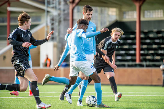 Malmö FFs Mubaarak Nuh och Adi Nalic på väg mot 4-0