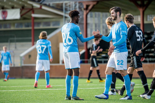 Malmö FFs Mubaarak Nuh och Adi Nalic jublar