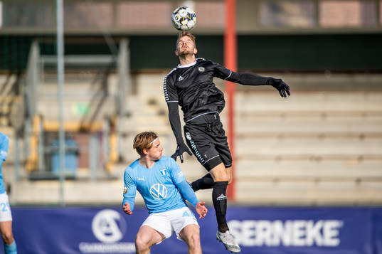 Örebros Erik Björndahl mot Malmö FFs Markus Björkqvist