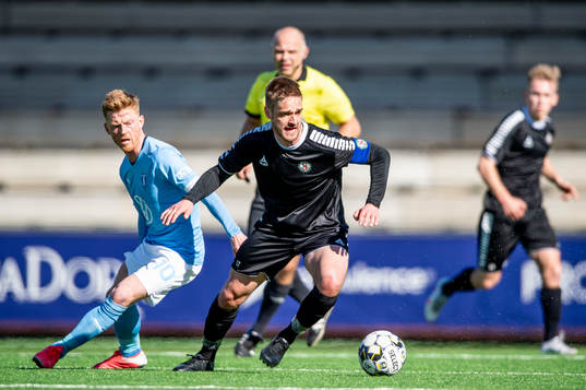 Örebros Johan Mårtensson mot Malmö FFs Anders