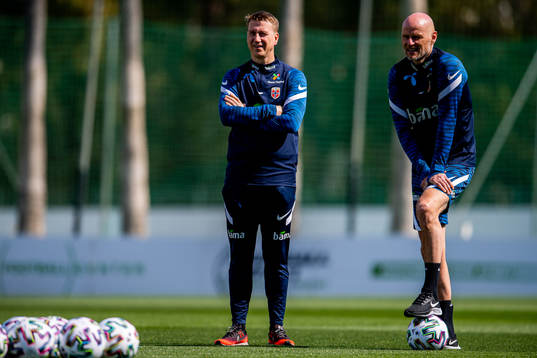 Leif Gunnar Smerud, U21 head coach, and Ståle Solbakken,