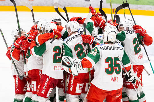 Bläddra bland fler bilder av Ishockey, Hockeyallsvenskan, Björklöven - Mora