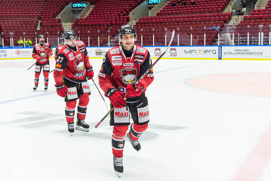 Malmö Redhawks Pathrik Westerholm jublar