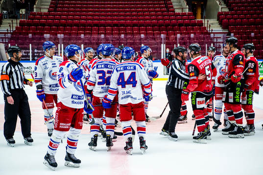 Stökigt bland Oskarshamns och Malmö Redhawks spelare