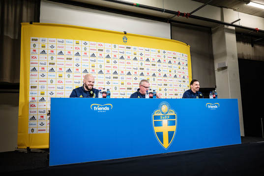 Jakob Kakembo Andersson, press manager, Janne Andersson,
