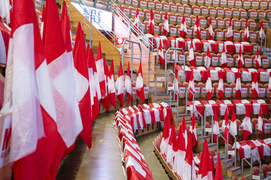 NHC Arena med tifo på läktaren