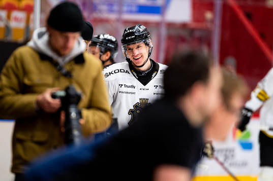s Anton Holm