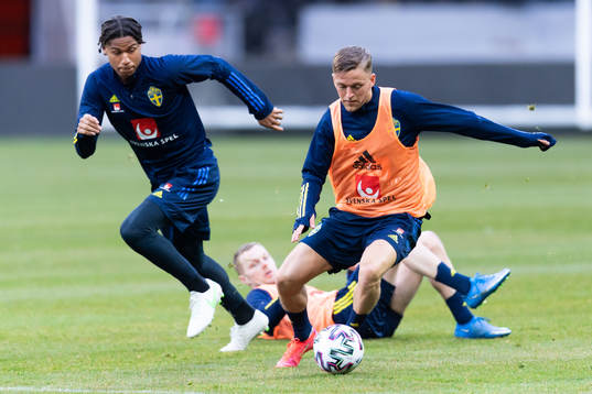 Jens-Lys Cajuste, Sebastian Larsson and Jesper Karlsson of