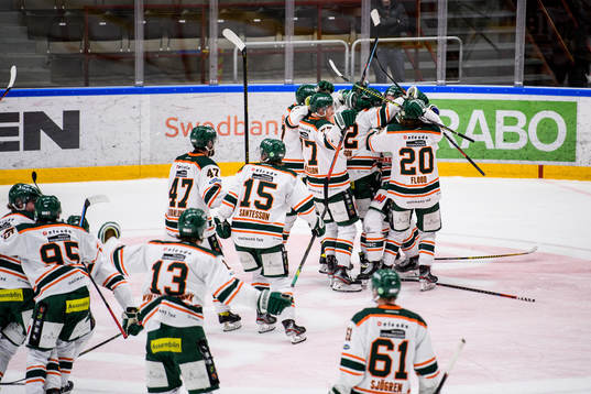 Kristianstads spelare jublar