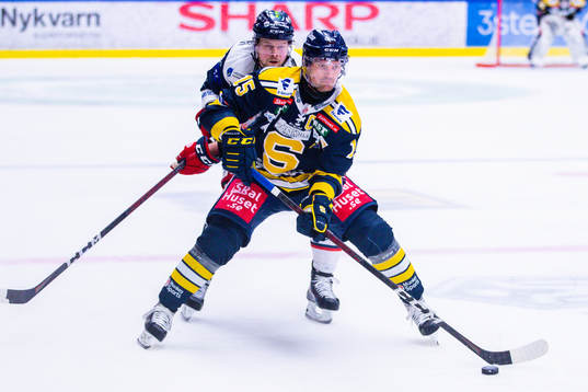 Södertäljes Oscar Von Siversoch Västerviks Victor Öhman