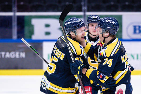 Södertäljes Christopher Bengtsson och Rasmus Kahilainen