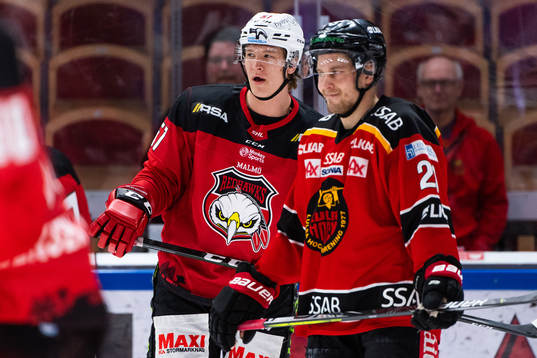 Malmö Redhawks Emil Sylvegård och Luleås Juhani