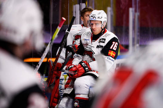 Malmö Redhawks Matias Lassen deppar