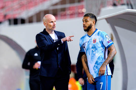 Ståle Solbakken, head coach and Joshua King of Norway