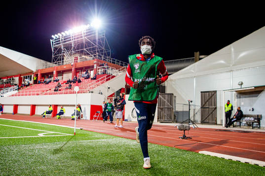 Tokmac Nguen of Norway warms up