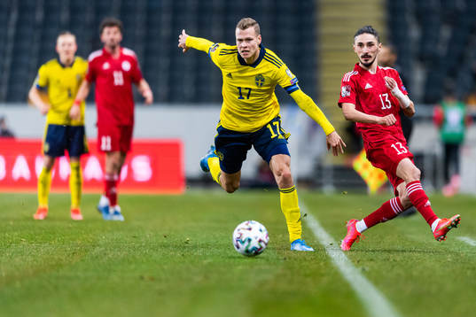 Viktor Claesson of Sweden and Grigol Chabradze of Georgia