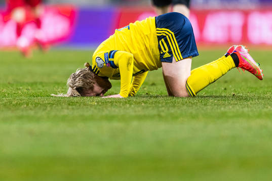Emil Forsberg of Sweden in pain