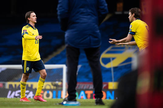 Kristoffer Olsson is replaced by Albin Ekdal of Sweden