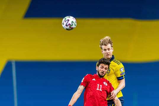Giorgi Kvilitaia of Georgia and Filip Helander of Sweden