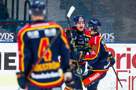 Djurgårdens Rhett Rakhshani jublar