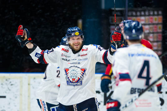 Linköpings Jaakko Rissanen jublar