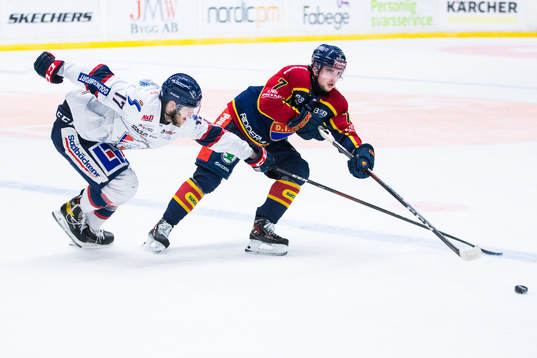 uLinköpings Niko Ojamäki och Djurgårdens Robert Nardella