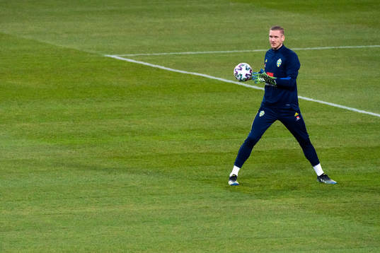 Roalkeeper Robin Olsen of Sweden