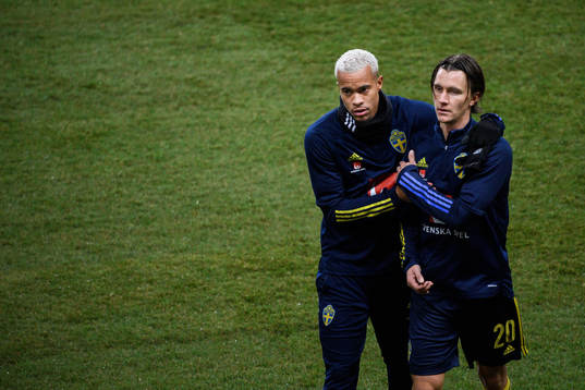 Robin Quaison and Kristoffer Olsson of Sweden