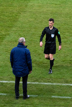 Janne Andersson, head coach of Sweden speaks to the referee