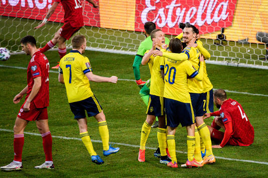 Sebastian Larsson , Ludwig Augustinsson , Kristoffer