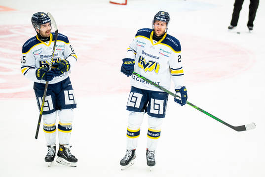 s Axel Holmström och Alexander Bergström deppar